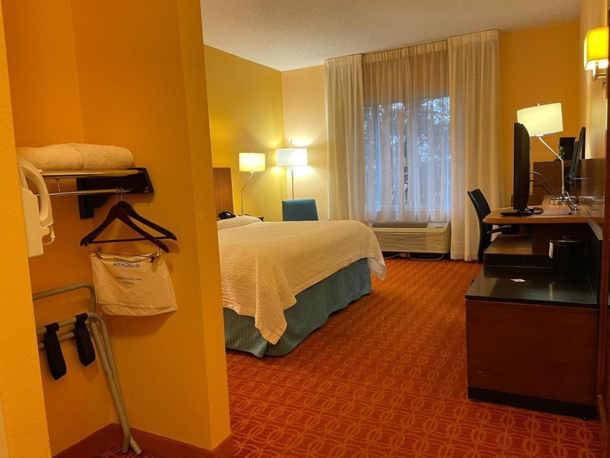Baymont By Wyndham Chambersburg Hotell Eksteriør bilde